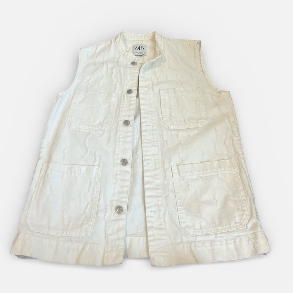 NWOT Zara Ivory Textured Button-Up Vest